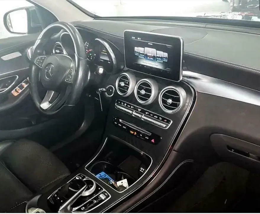 Gebraucht Mercedes GLC250 204 PS (150 kW) 2017 Grau SUV