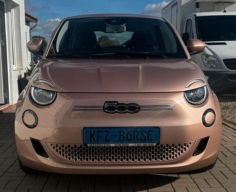 Gebraucht Fiat 500e 86 kW (118 PS) 2023 Kleinwagen