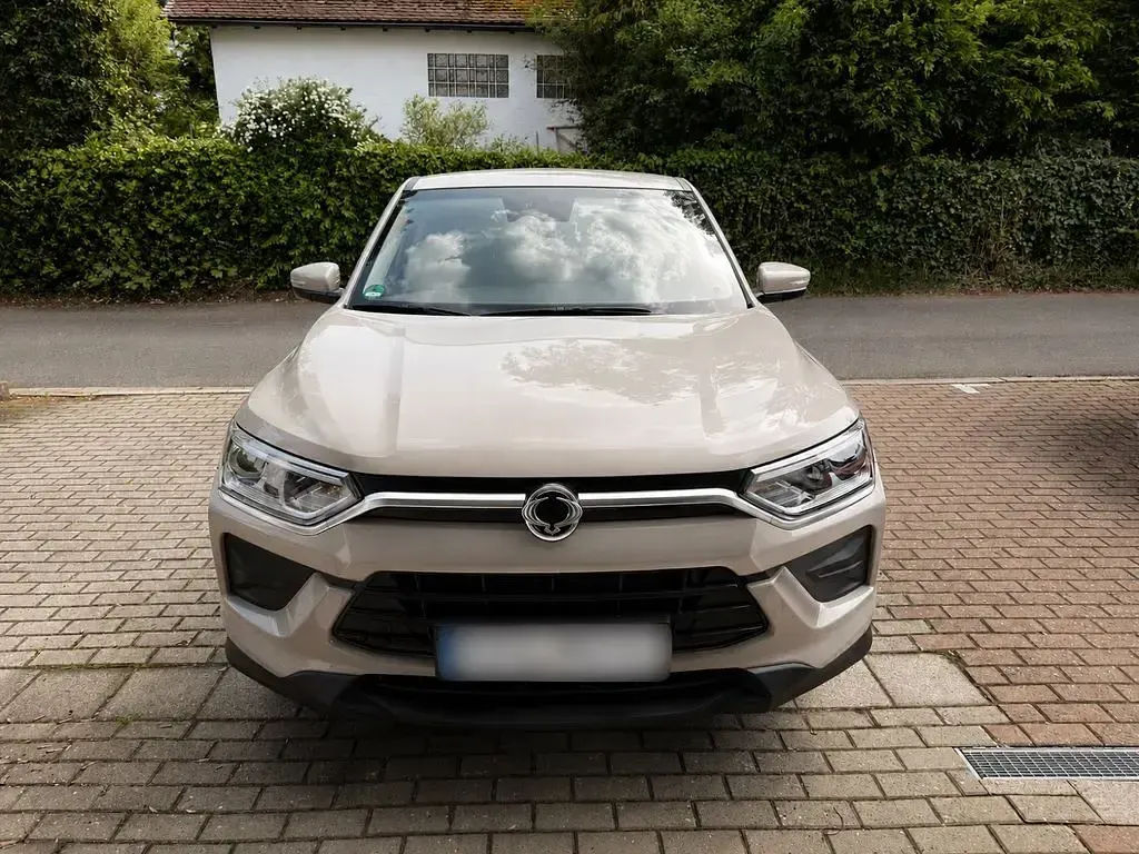 Gebraucht KGM Korando 163 PS (119 kW) 2025 Beige SUV