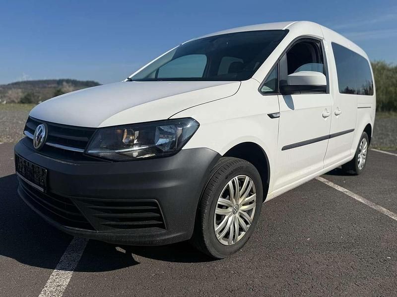 Second-hand VW Caddy Maxi 131 CP (96 kW) 2020 Alb Monovolum
