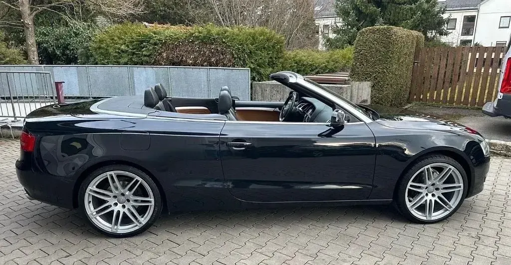 Gebraucht Audi A5 Cabriolet Ambiente 239 PS (175 kW) 2011 Schwarz Cabrio