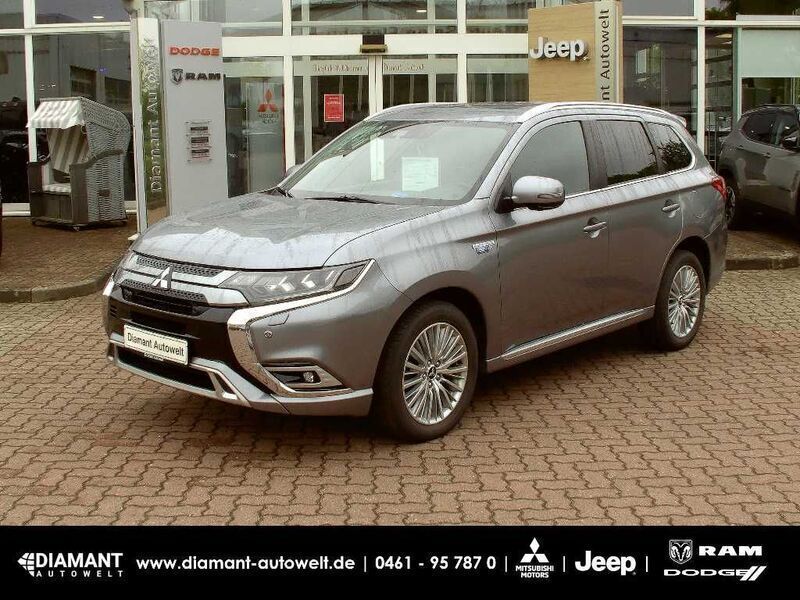 Platinumgrau Gebraucht 2019 Mitsubishi Outlander P-HEV Top SUV | 22.900 € (Teuer) - Bild 1/4