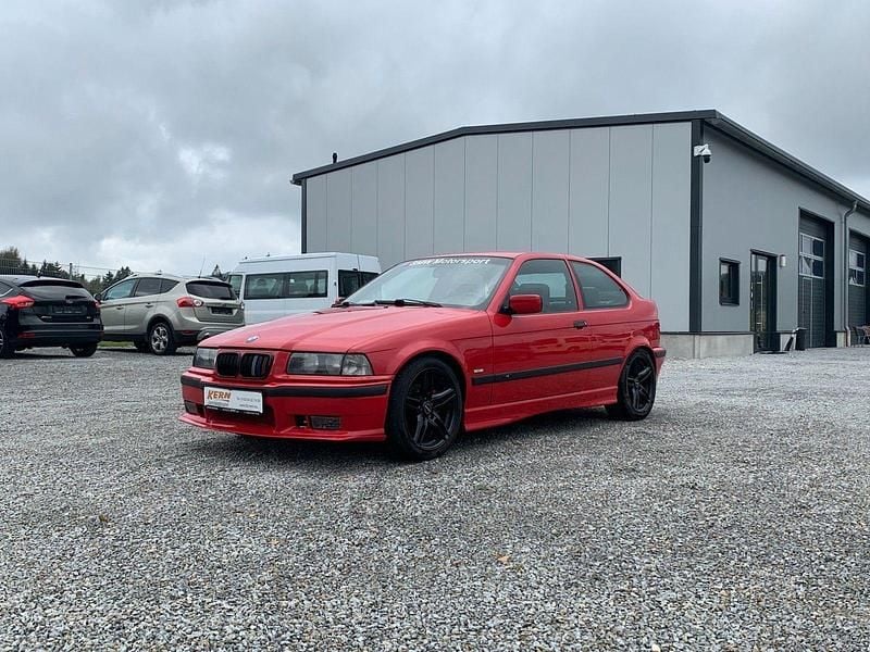 Gebraucht BMW 323 M Sport 170 PS (125 kW) 1998 Rot Coupé