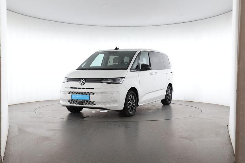 Gebraucht VW Multivan Life 204 PS (150 kW) 2025 Weiß Van