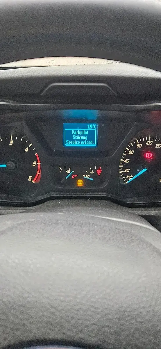 Gebraucht Ford Transit 170 PS (125 kW) 2018 Weiß Van