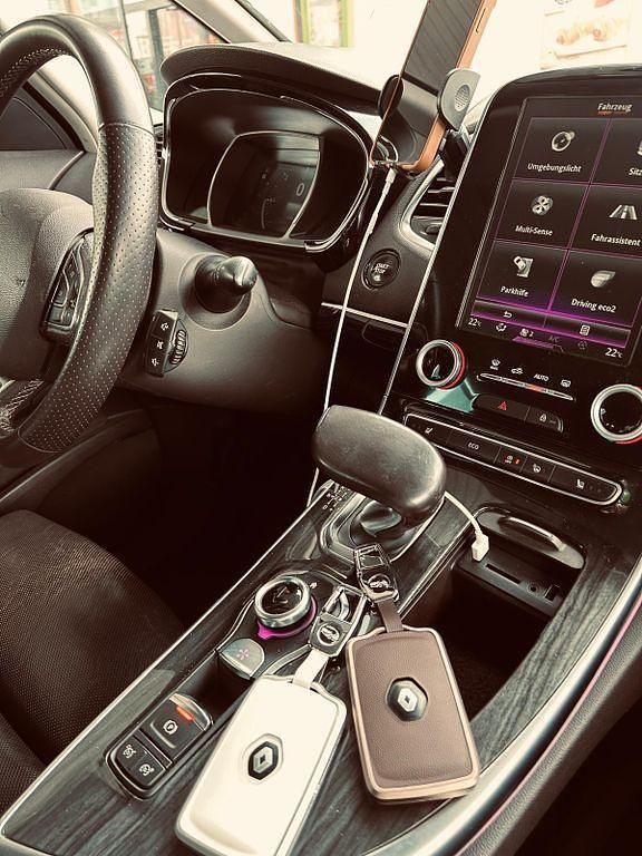 Gebraucht Renault Espace Initiale Paris 160 PS (117 kW) 2015 Andere farben Van / Kleinbus