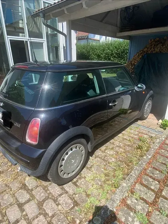 Gebraucht Mini ONE 90 PS (66 kW) 2003 Schwarz Kleinwagen