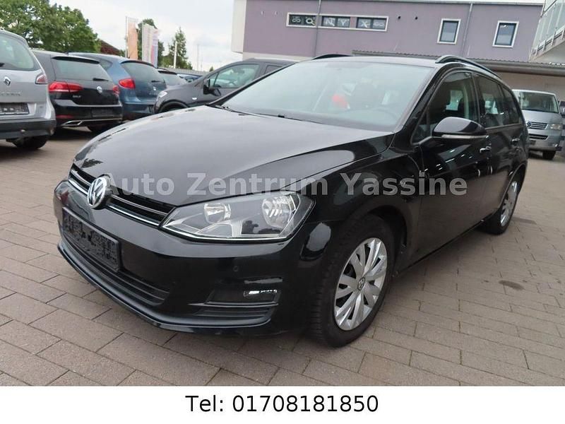 Schwarz Gebraucht 2015 VW Golf VII Trendline Kombi | 5.790 € (Superpreis) - Bild 1/4