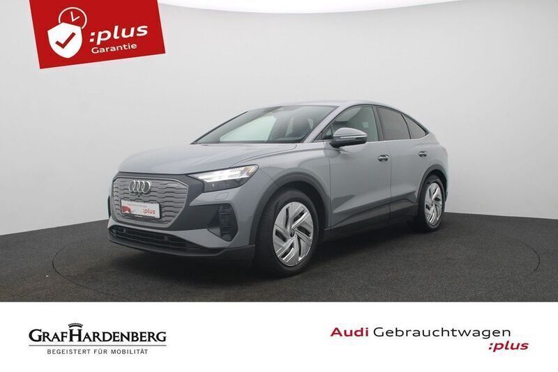 Kieselgrau Gebraucht 2021 Audi Q4 Sportback e-tron Ambiente SUV | 25.380 € (Superpreis) - Bild 1/4