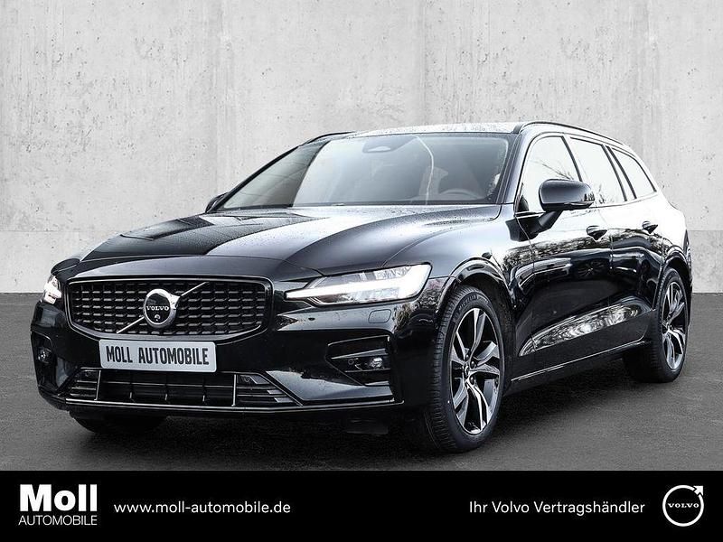 Gebraucht Volvo V60 Plus 197 PS (144 kW) 2025 Schwarz Kombi