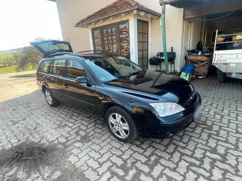 Gebraucht Ford Mondeo 125 PS (91 kW) 2002 Schwarz Kombi