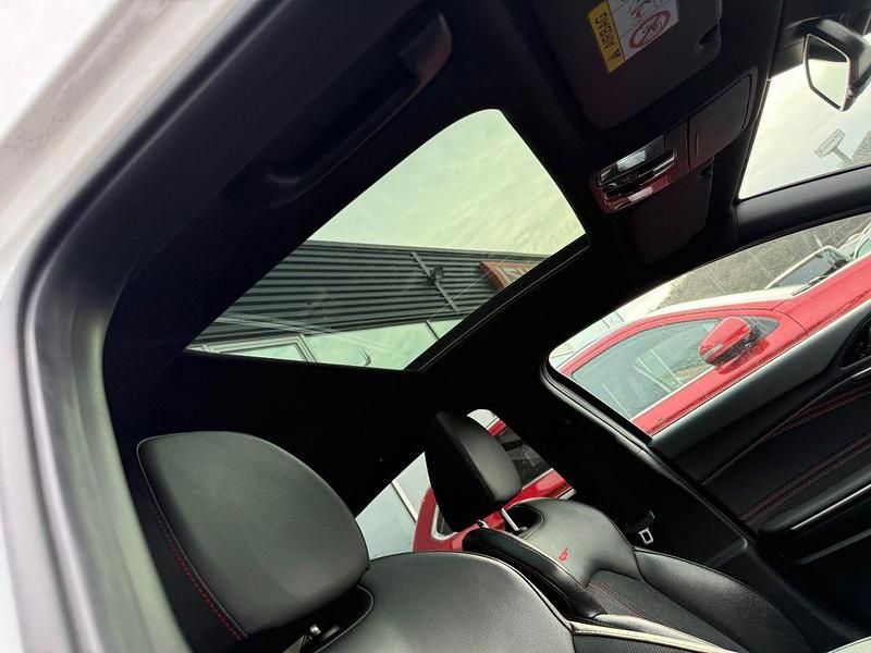 Gebraucht Kia ProCeed GT GT 204 PS (150 kW) 2021 Weiß Kleinwagen