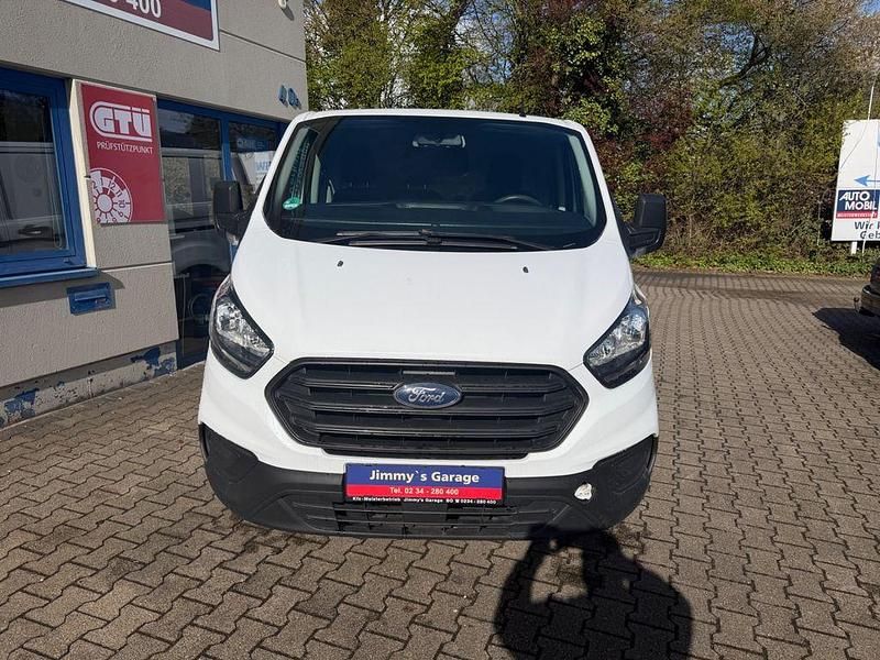 Gebraucht Ford Transit Custom 105 PS (77 kW) 2018 Weiß Limousine