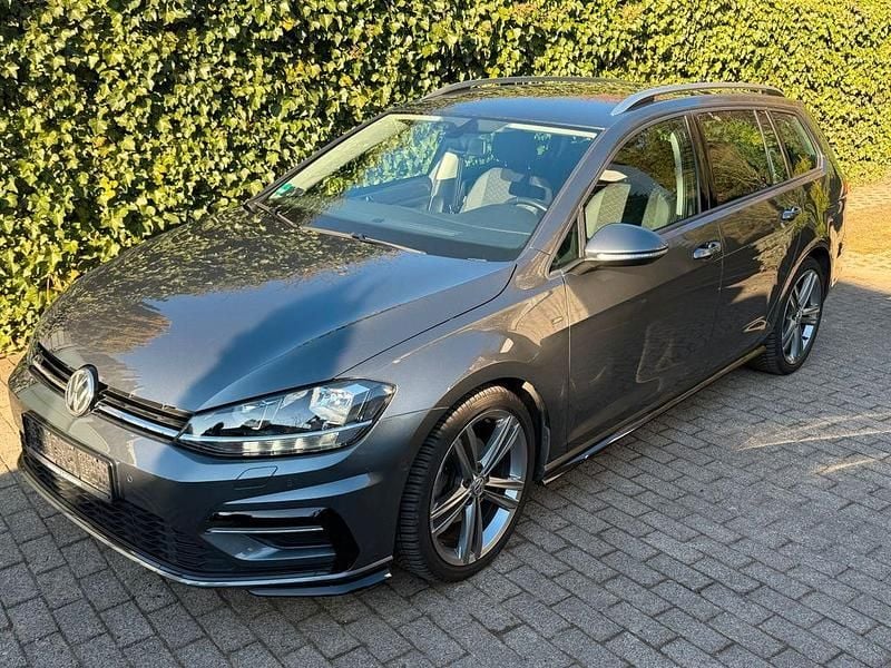 Gebraucht VW Golf VII R-line 150 PS (110 kW) 2018 Grau Kombi