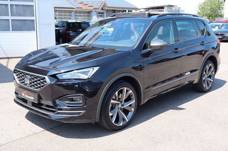 "deep" schwarz perleffekt Gebraucht 2021 Seat Tarraco 4Drive SUV | 37.900 € (Etwas zu teuer) - Bild 1/4