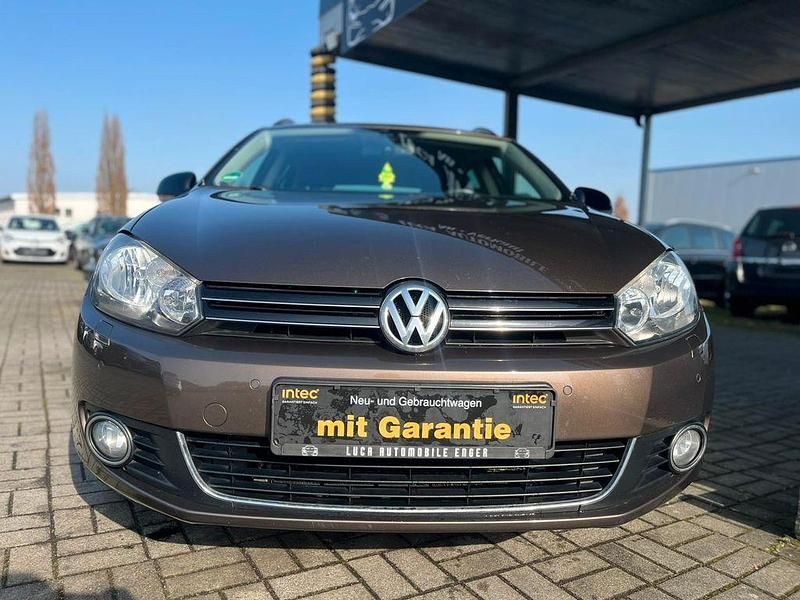 Gebraucht VW Golf VI Style 140 PS (102 kW) 2012 Braun Kleinwagen