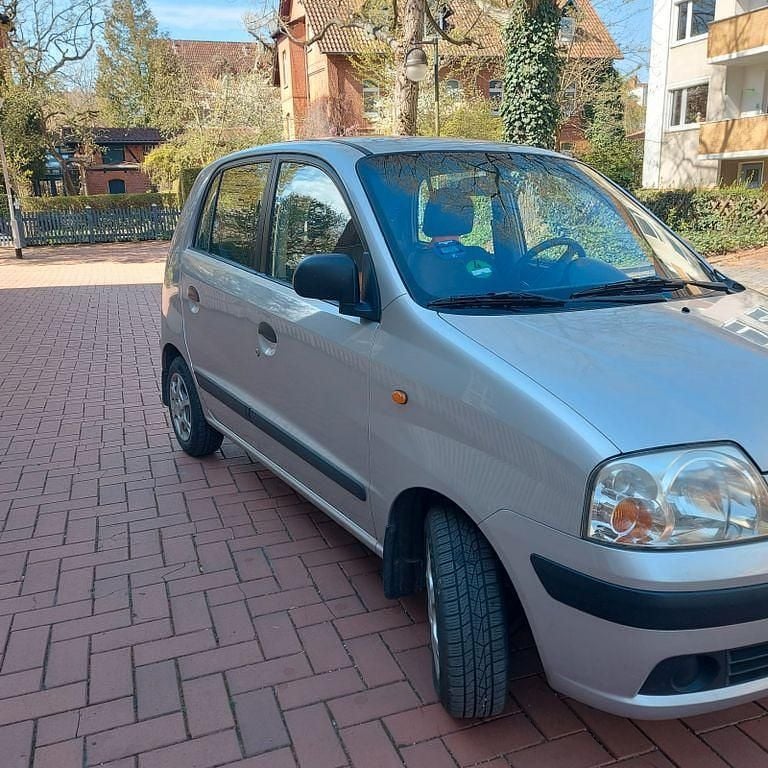 Gebraucht Hyundai Atos 58 PS (42 kW) 2004 Silber Kleinwagen