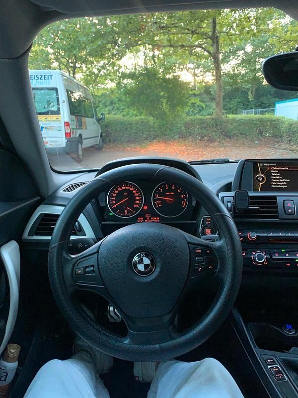 Gebraucht BMW 116 136 PS (100 kW) 2013 Weiß Kleinwagen