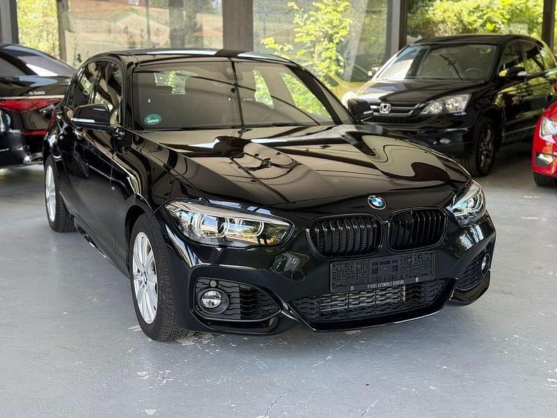 Schwarz Gebraucht 2019 BMW 118 M Sport Kleinwagen | 14.199 € (Guter Preis) - Bild 1/4
