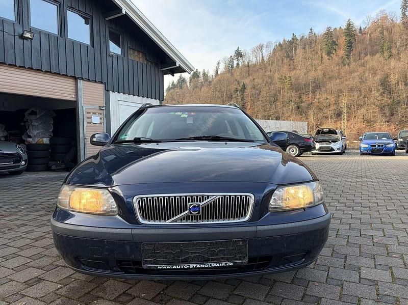 Gebraucht Volvo V70 Kinetic 126 PS (92 kW) 2000 Blau Kombi