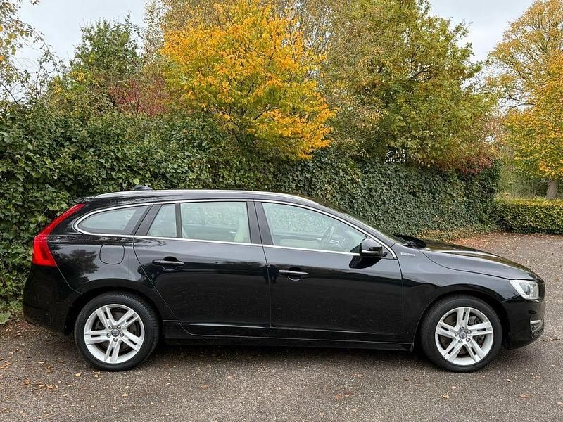 Gebraucht Volvo V60 Summum 280 PS (205 kW) 2013 Other Kombi