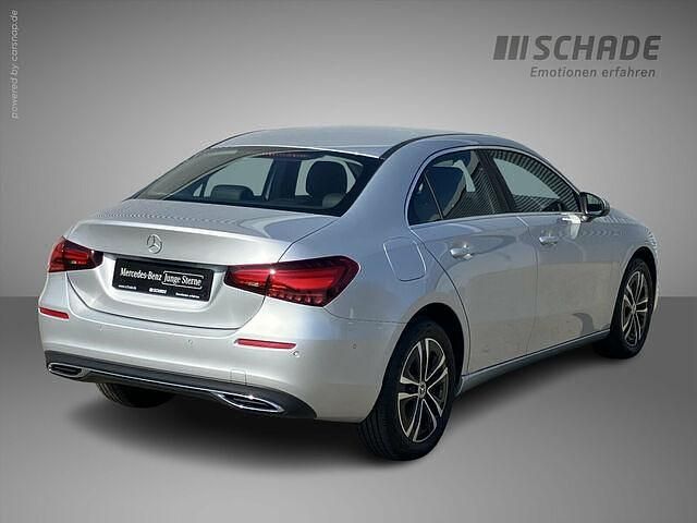 Gebraucht Mercedes A250 Progressive 163 PS (119 kW) 2023 Silber Kleinwagen