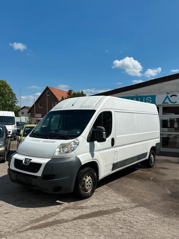 Weiß Gebraucht 2013 Peugeot Boxer Van | 5.500 € (Etwas zu teuer) - Bild 1/4