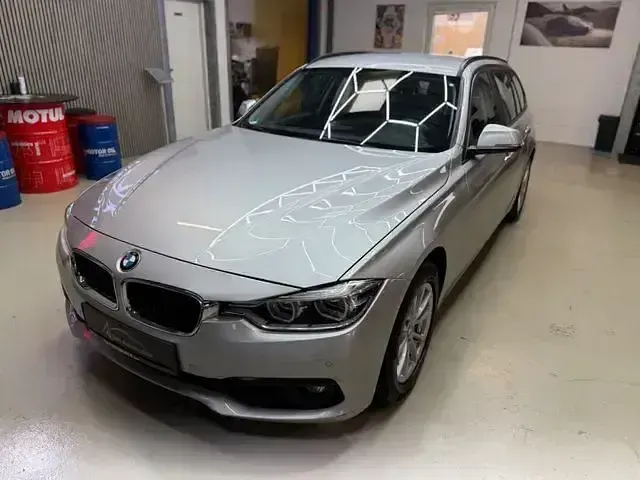 Gebraucht BMW 320 Performance 190 PS (139 kW) 2018 Silber Limousine