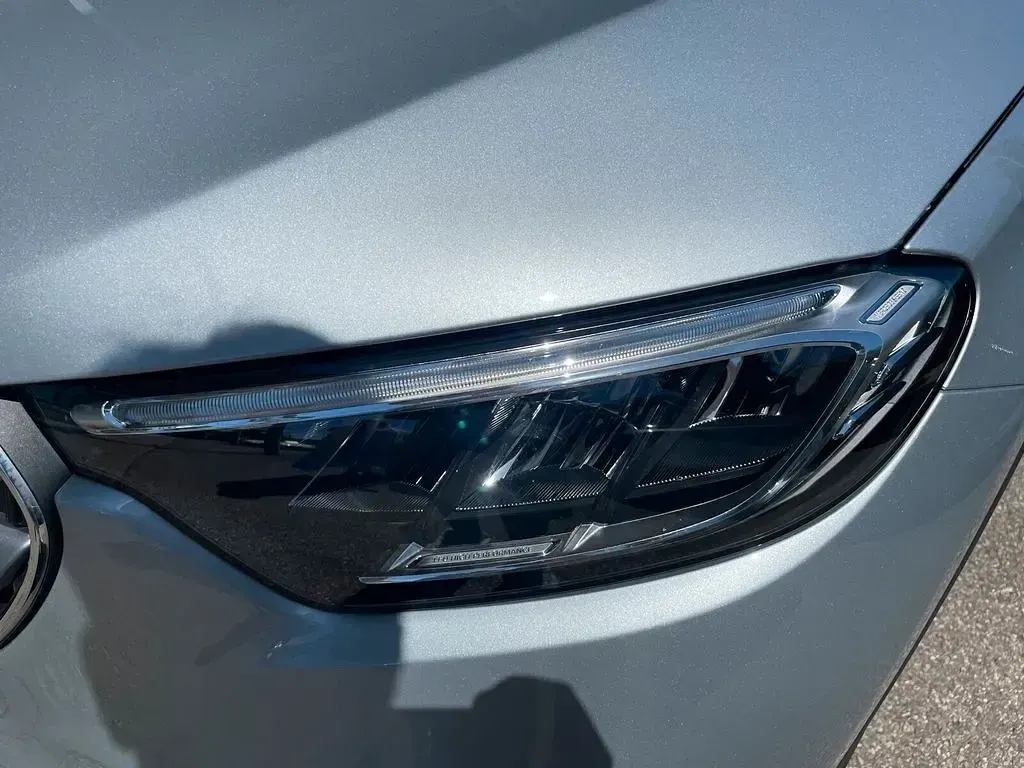 Gebraucht Mercedes GLC220 Avantgarde 197 PS (144 kW) 2023 Silber SUV