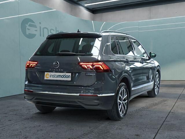 Gebraucht VW Tiguan 150 PS (110 kW) 2021 Grau SUV