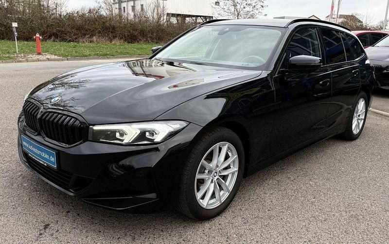 Gebraucht BMW 318 156 PS (114 kW) 2022 Schwarz Kombi