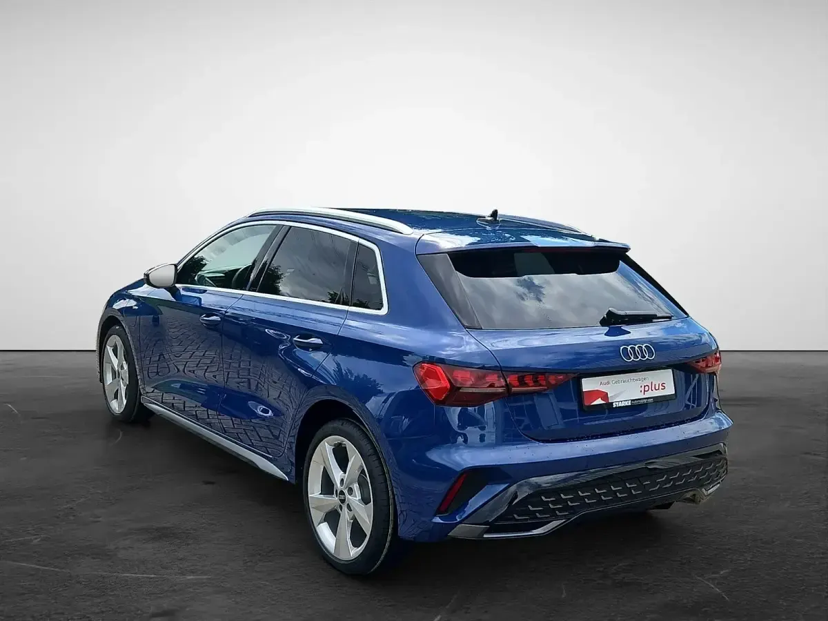 Gebraucht Audi A3 S-Line 204 PS (150 kW) 2025 Blau (ascariblau metallic) Limousine