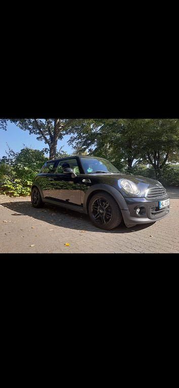 Gebraucht Mini ONE 75 PS (55 kW) 2013 Schwarz Kleinwagen