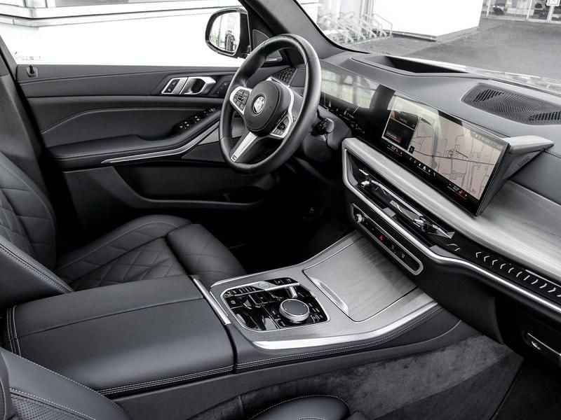 Gebraucht BMW X5 M Sport 298 PS (219 kW) 2025 Manhattan SUV
