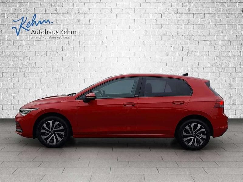 Gebraucht VW Golf Active 131 PS (96 kW) 2022 Kings red metallic Limousine