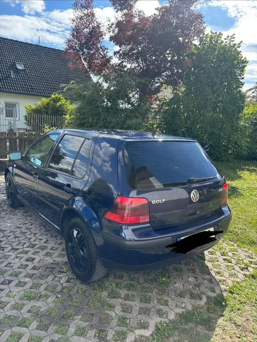 Gebraucht VW Golf IV Edition 90 PS (66 kW) 2001 Blau Kleinwagen
