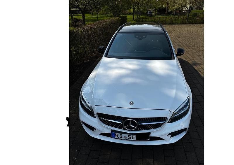 Gebraucht Mercedes C220 194 PS (142 kW) 2021 Weiß Limousine