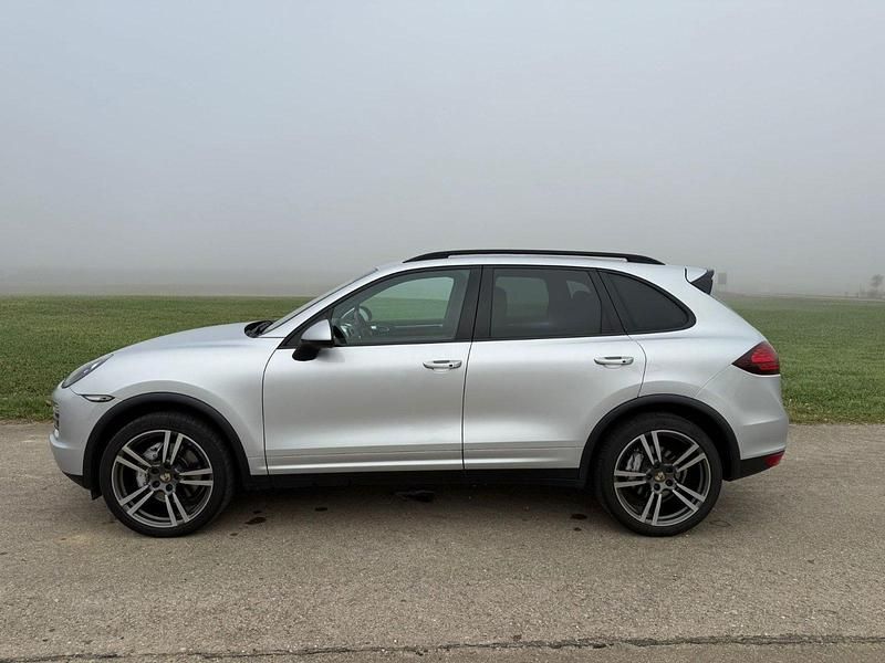 Gebraucht Porsche Cayenne S 400 PS (294 kW) 2012 Silber SUV