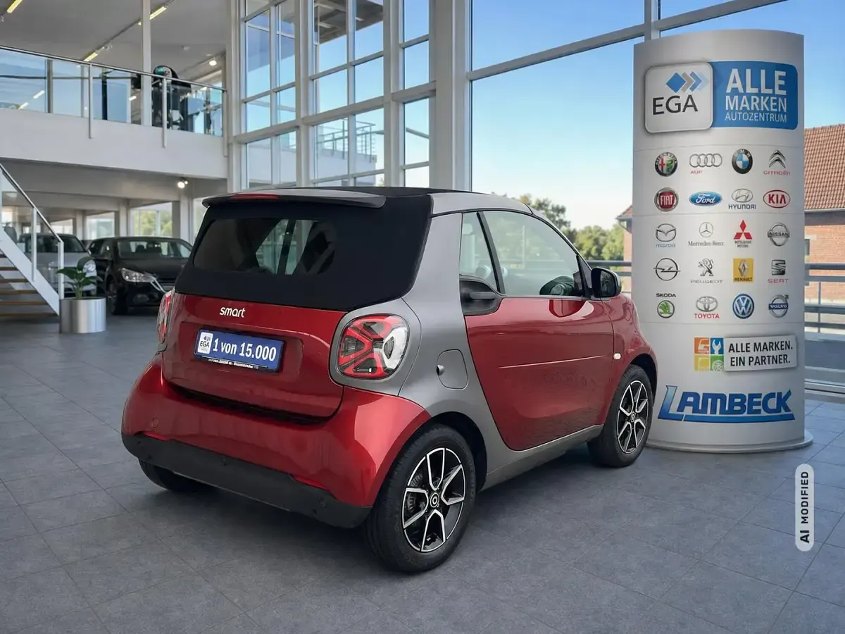 Gebraucht Smart ForTwo Electric Drive Exclusive 60 kW (82 PS) 2024 Rot metallic Cabrio