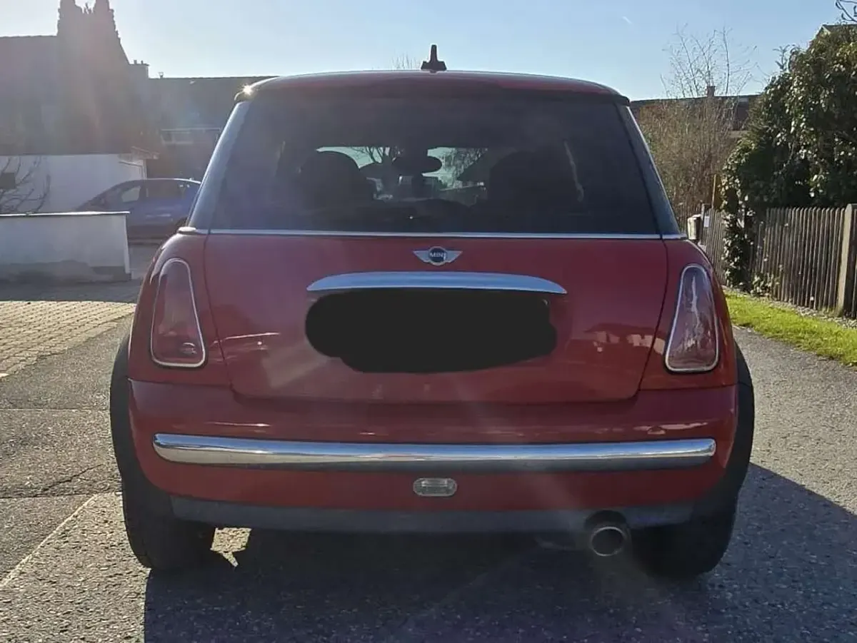 Käytetty Mini ONE 90 HP (66 kW) 2003 Punainen Viistoperä