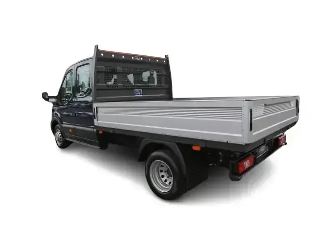 Gebraucht Ford Transit Trend 131 PS (96 kW) 2023 Blau Limousine