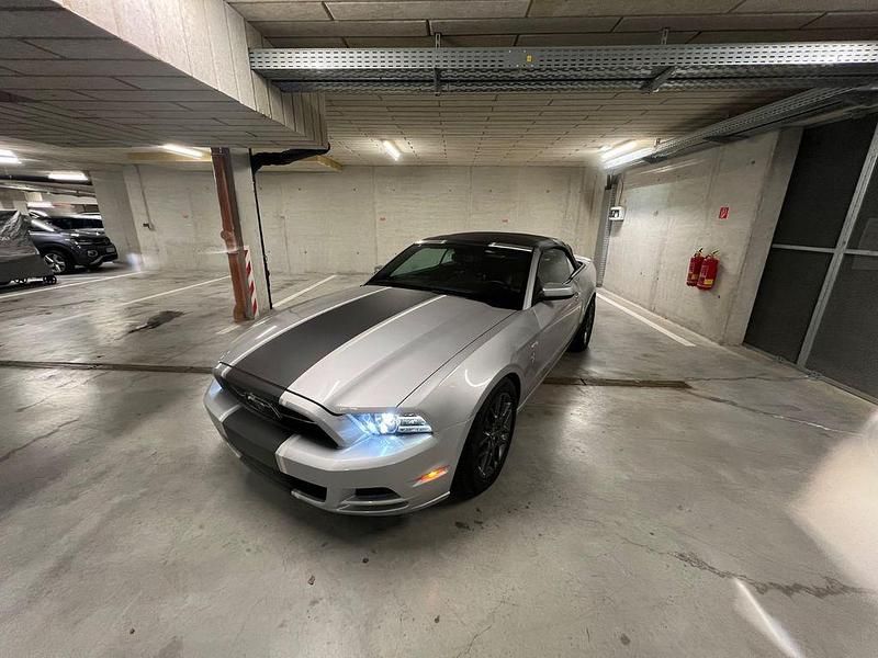 Silber Gebraucht 2014 Ford Mustang Cabrio | 19.000 € (Fairer Preis) - Bild 1/4