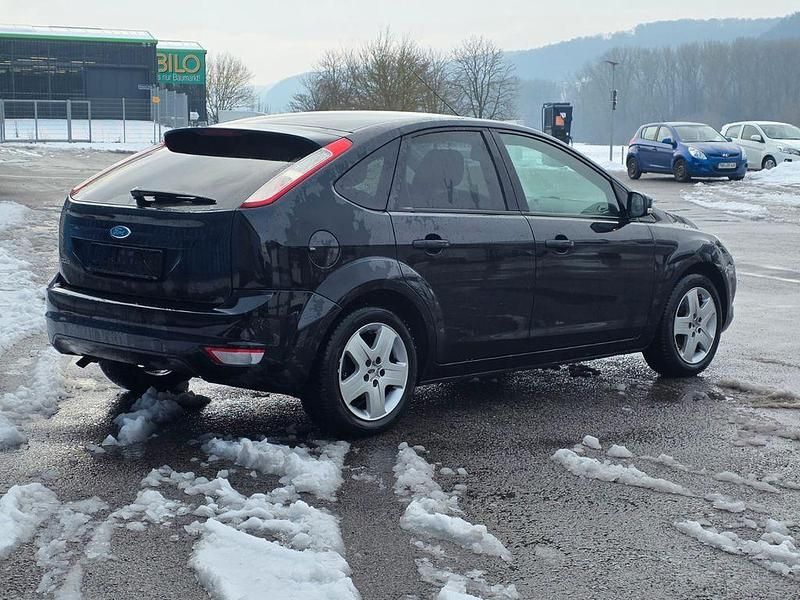 Gebraucht Ford Focus Style 101 PS (74 kW) 2009 Schwarz Limousine