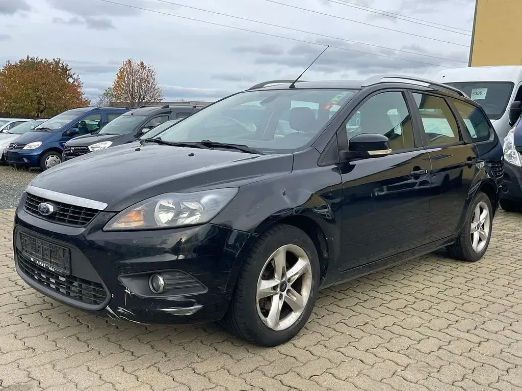 Brugt Ford Focus Style 101 HK (74 kW) 2010 Sort Sedan
