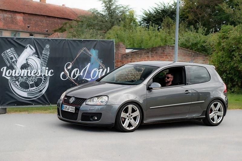 Grau Gebraucht 2007 VW Golf V GTI Limousine | 4.599 € (Guter Preis) - Bild 1/4