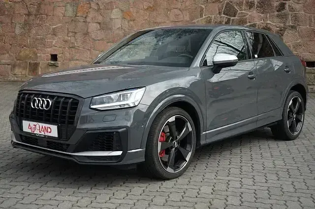Gebraucht Audi SQ2 Sport 300 PS (220 kW) 2019 Grau SUV