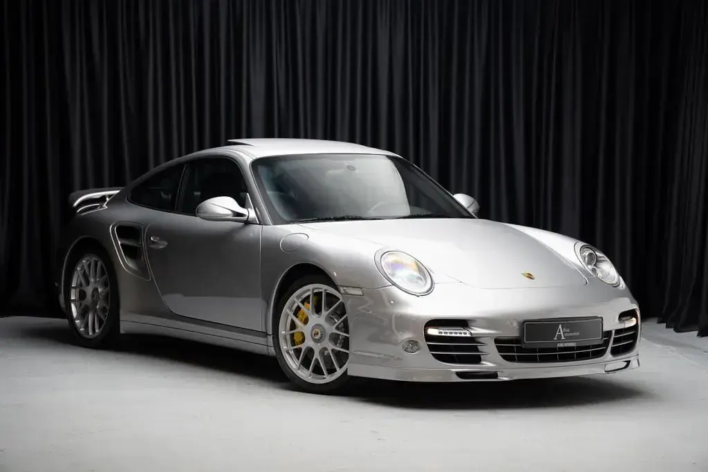 Gebraucht Porsche 997 530 PS (389 kW) 2010 Silber Coupé