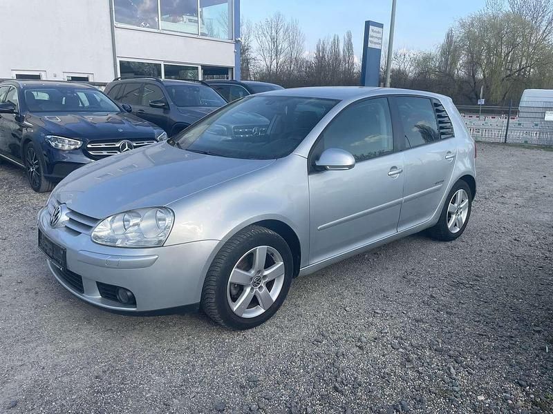 Gebraucht VW Golf VI United 105 PS (77 kW) 2008 Reflexsilber metallic Kleinwagen