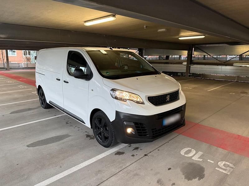 Gebraucht Peugeot Expert 122 PS (89 kW) 2019 Weiß Van