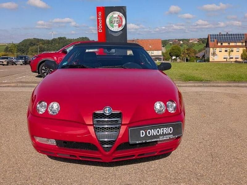Gebraucht Alfa Romeo Spider 166 PS (122 kW) 2004 Nuvola rot irisierende farbe (metallic) Cabrio